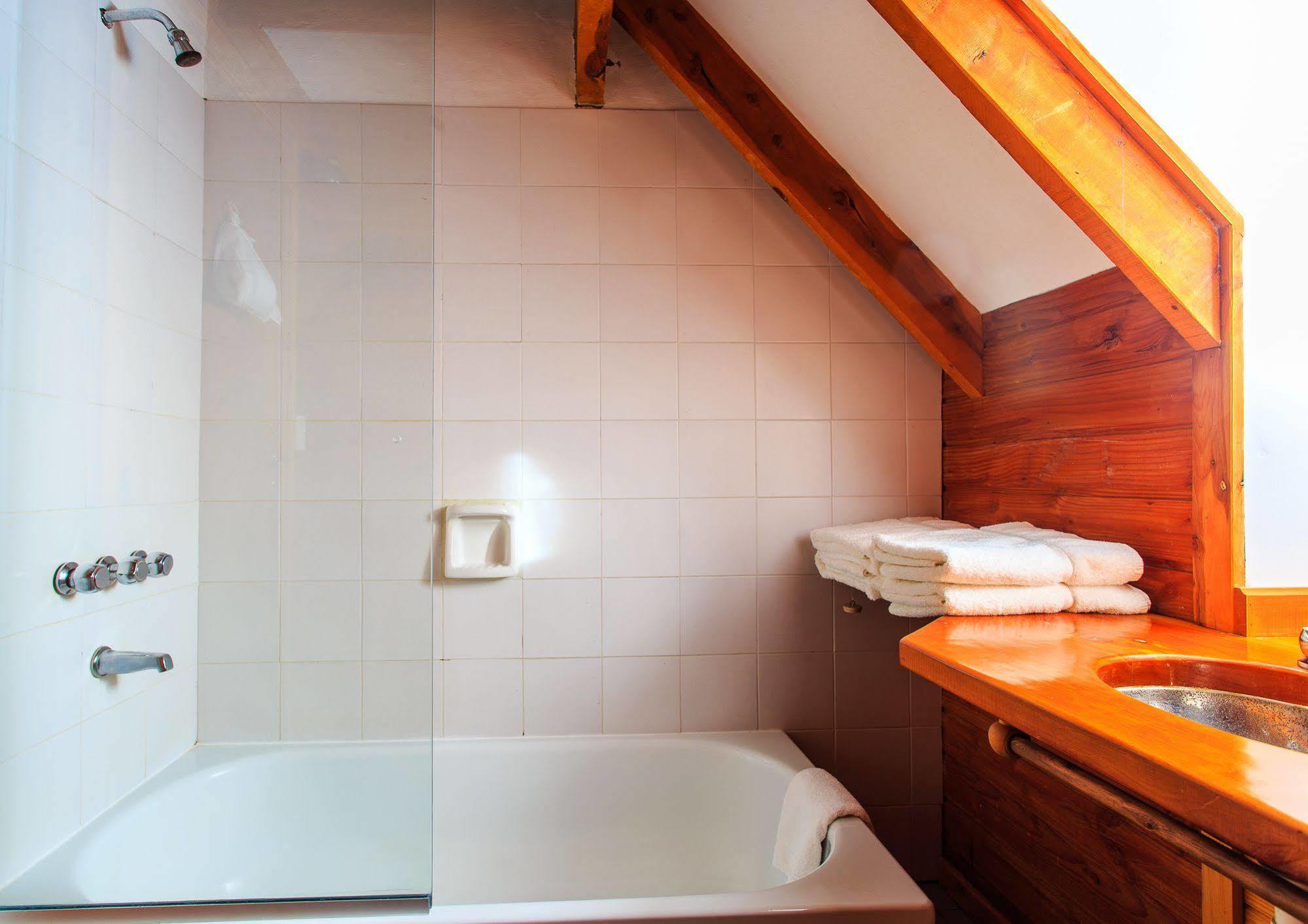 Faraway Hotel บียาลาอังกอสตูรา ภายนอก รูปภาพ